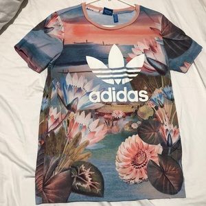 Adidas Floral shirt sz XS Fits S/M